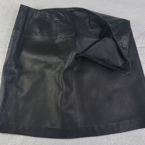 Apostrophe Croc Embossed Black Leather Skirt Womens Size 8 Lined NWT - Picture 2 of 9
